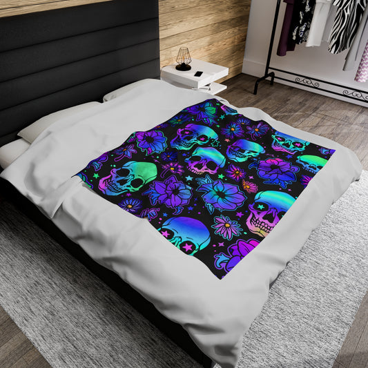 Mystical Skull Floral Velveteen Plush Blanket for Cozy Nights