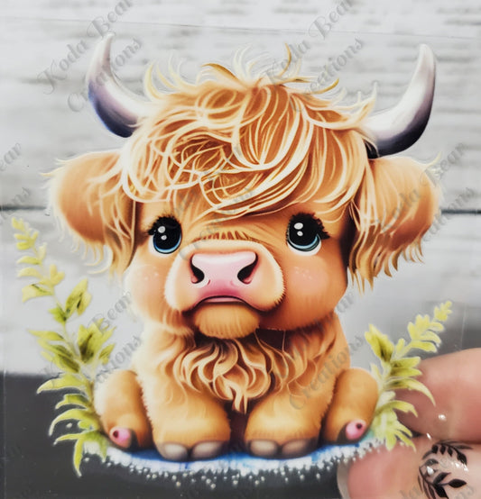 Highland Cow w/horns Sitting UV DTF Decal-D021